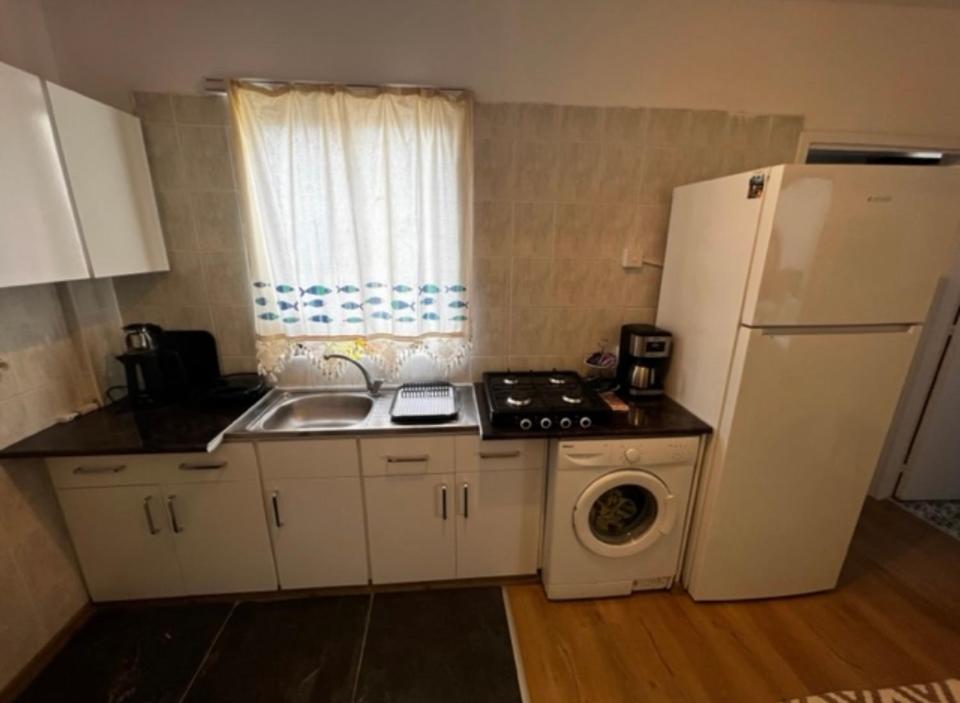 Girne Center 3 Rooms 150 M To Beach Buitenkant foto