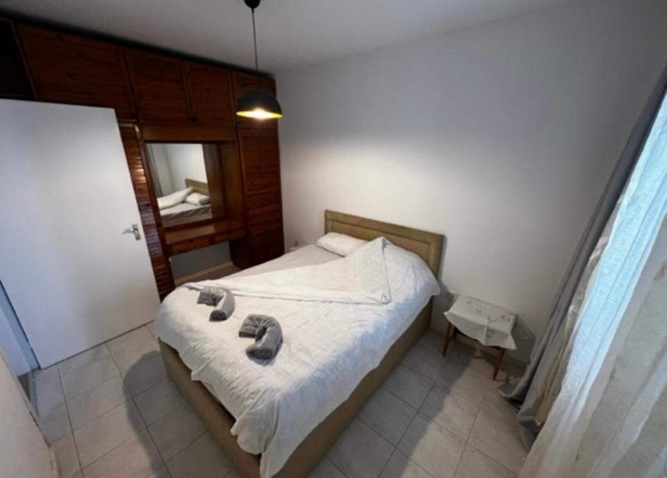 Girne Center 3 Rooms 150 M To Beach Buitenkant foto